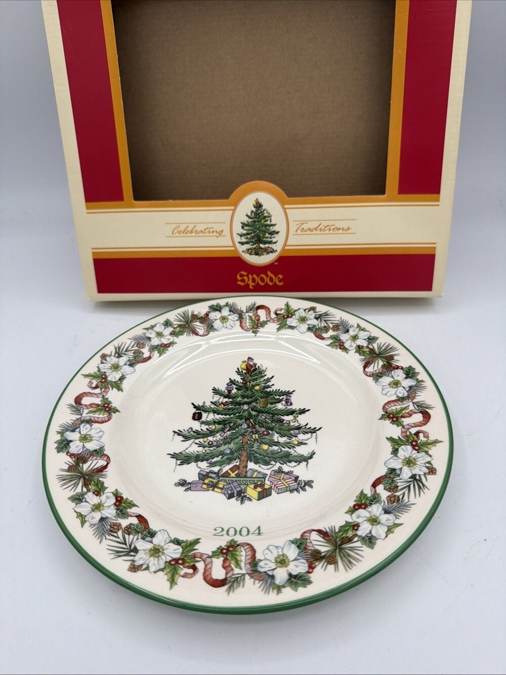 New Spode Christmas Tree 2004 Collector Plate 8" Made In England In Box